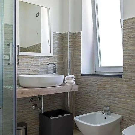 Oda ve Kahvaltı Venere 4*
